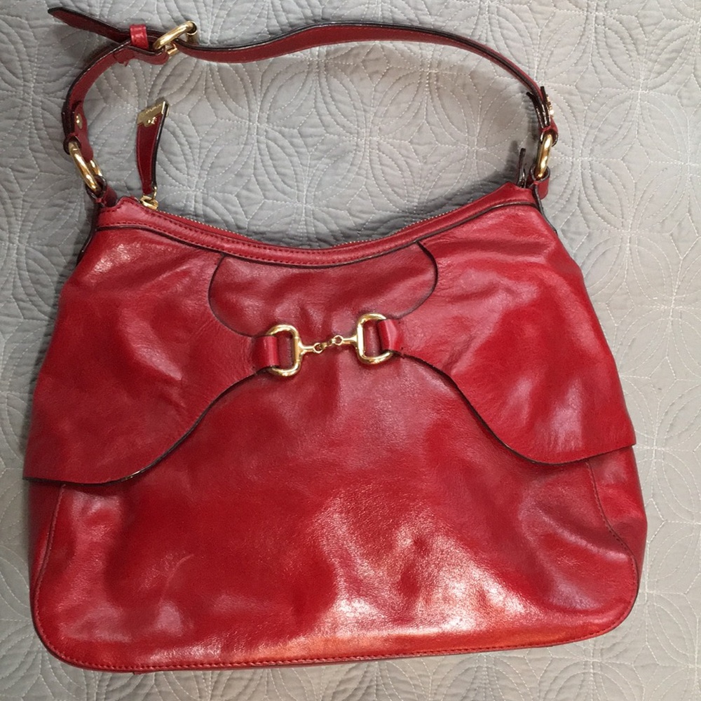 EUC Gorgeous Antonio Melani leather handbag.